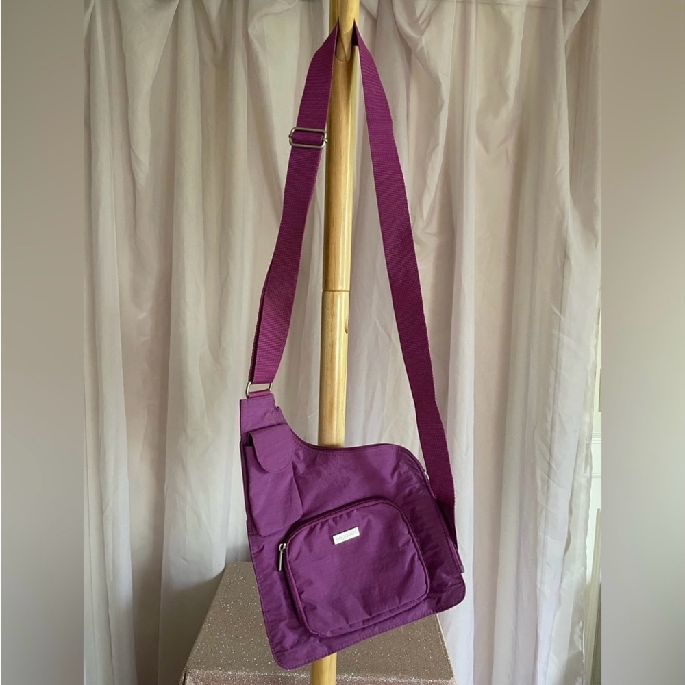 Baggallini Cross Body,  Purple.